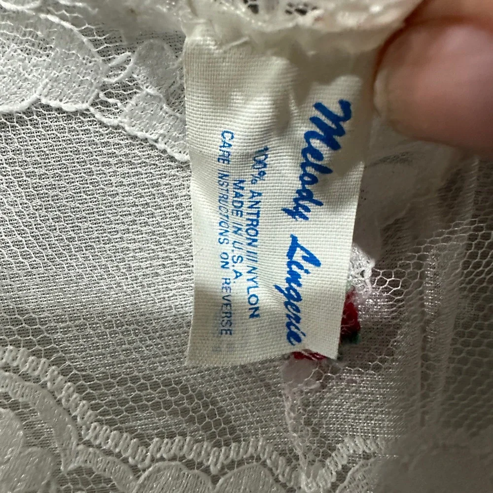 Melody Lingerie Vintage White Lace Trim Full Slip‎ Antron III Nylon Made in USA